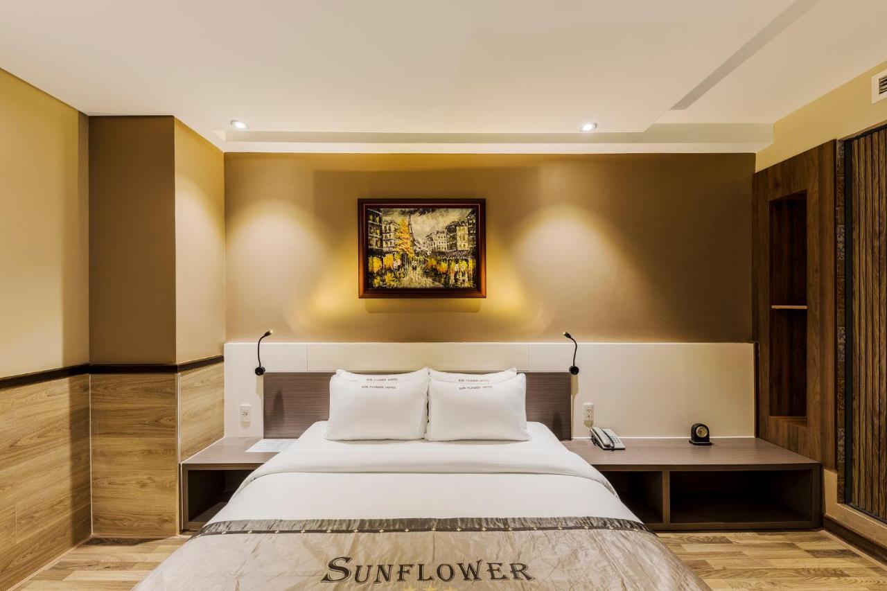 Sunflower Luxury Hotel Ho-Chi-Minh-Stadt Exterior foto